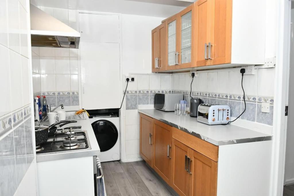 Home Away From Home ロンドン エクステリア 写真